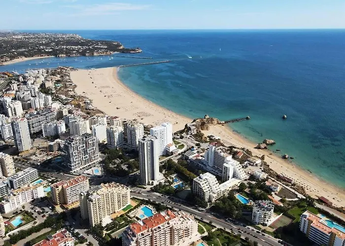 Clube Praia Rocha Iii Apartment *
